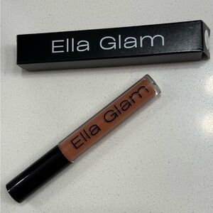 Ella Glam Velvet Liquid Lipstick – Shade Chic (New in Box)
